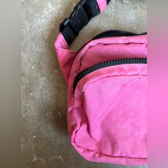Baggu Fanny pack extra pink - Picture 5 of 7